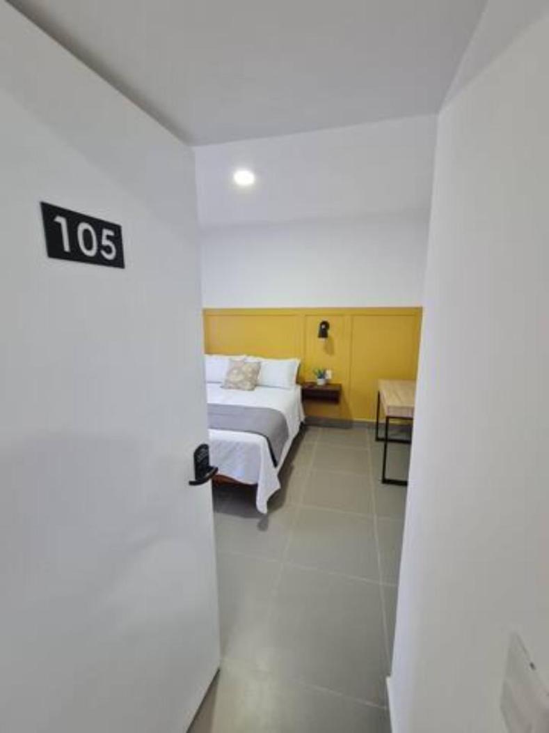 Aparthotel Urban Justo Sierra Guadalajara Exterior foto